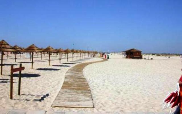 Pantai Paling Indah dan Mempesona - Pantai Tavira