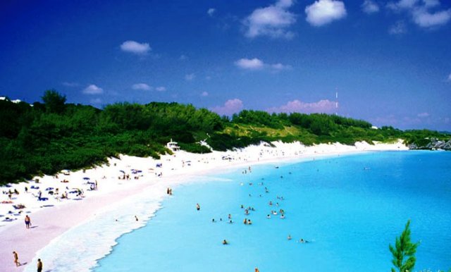 Pantai Paling Indah dan Mempesona - Pantai Horseshoe Bay
